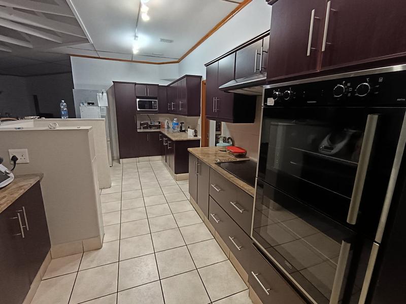 To Let 3 Bedroom Property for Rent in Pinnacle Point Golf Estate Western Cape